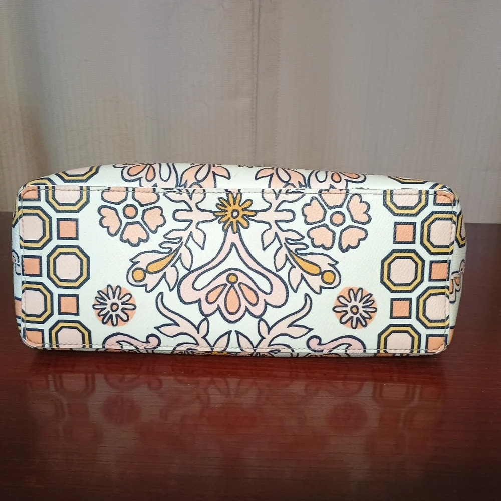 Tory Burch Small Kensington Zipper Tote